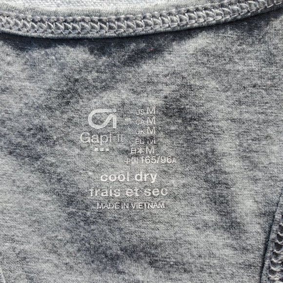 Gap Fit gray tank tops size medium, bundle 2 total items - Picture 3 of 11